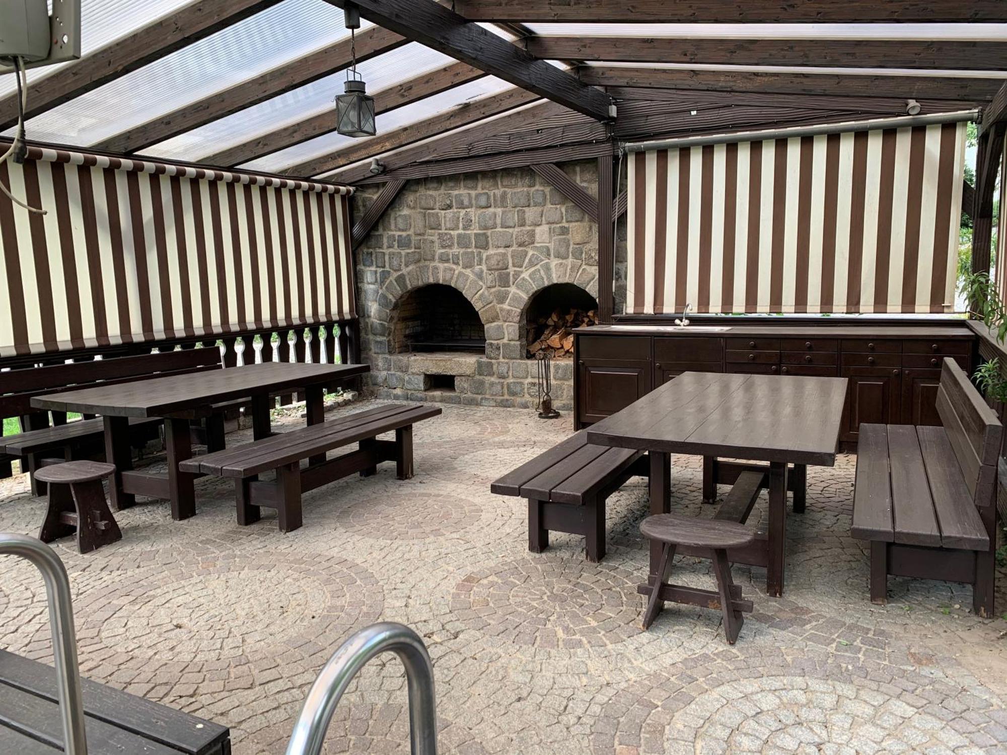 Mit Grillplatz In * Regensburg