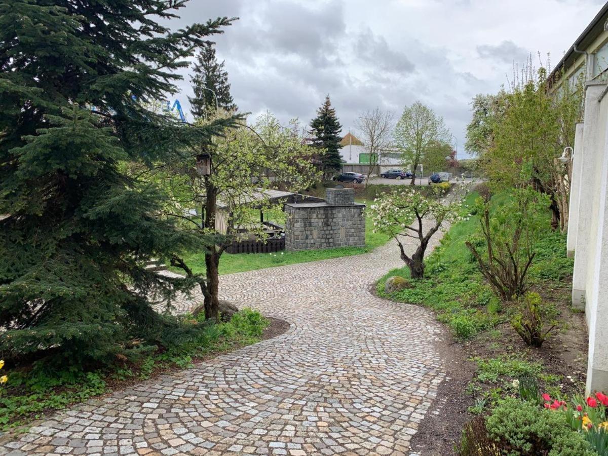 Apartment Mit Grillplatz In *